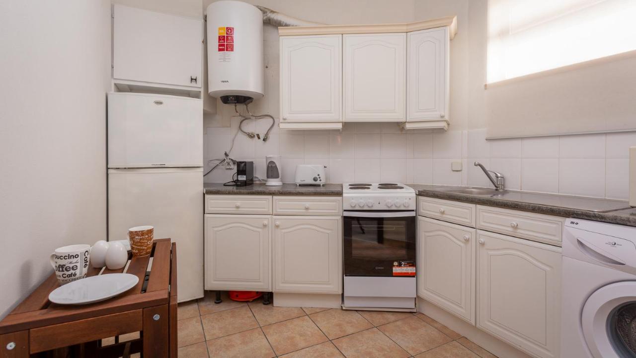 Charming 1 Bedroom Apartment In Portimao By Lovelystay Εξωτερικό φωτογραφία